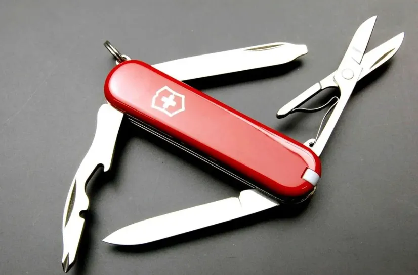 canivete suiço canivete victorinox 58mm rambler tala em cellidor vermelho 10 funções