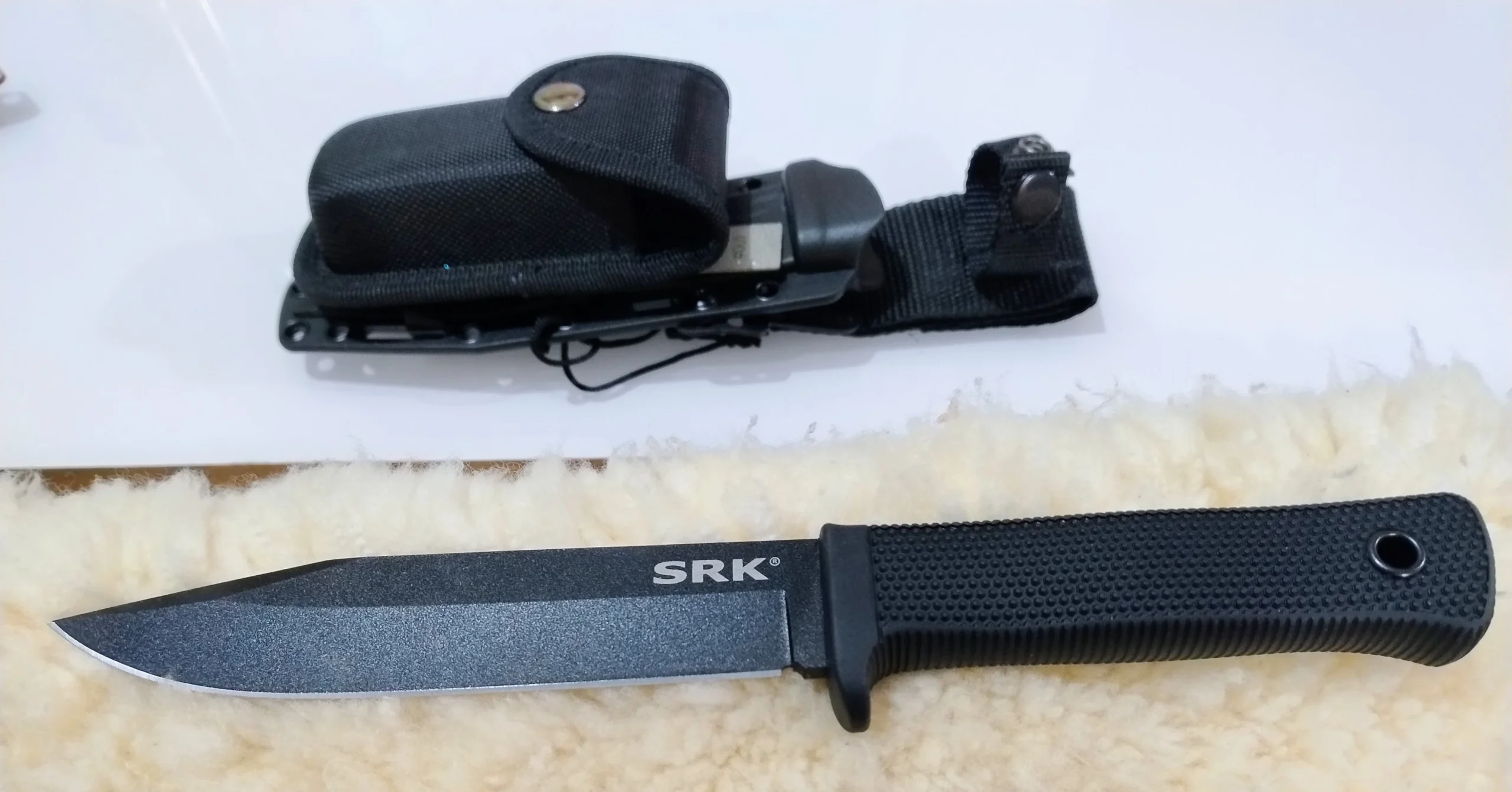 faca-para-mochila-de-sobrevivencia-cold-steel-SRK